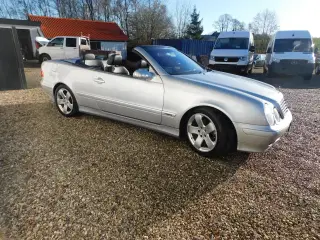 Mercedes  cabriolet 