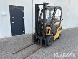 Truck CAT GP18N