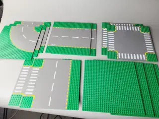 ⭐️· Stort Sæt på 13 Originale LEGO Vejplader City