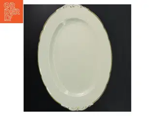 Hvidt ovalt serveringsfad fra KPM (str. 40 x 29 cm)