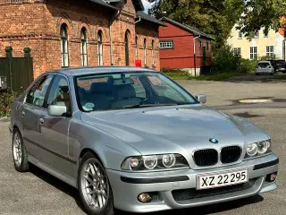 BMW e39 540i v8