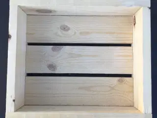 Træ kasse / bakke 80 kr.  35 x 30