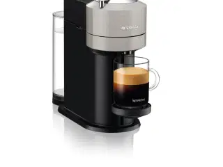 Super fint Nespresso maskine, brugt meget lidt. 