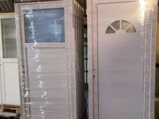 Ny Udhusdør plast