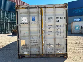 20 fods Container- ID: MSKU 717076-6 - Står i Hvid