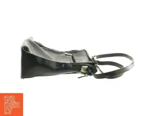 Sort skuldertaske i læder fra Adax (str. 31 x 26 cm)