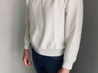 Cottonfield v-hals sweater i creme-hvid (L)