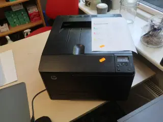 Printer HP LaserJet Pro 200 color