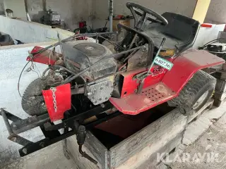 Plænetraktor MTD 18/46 let adskildt