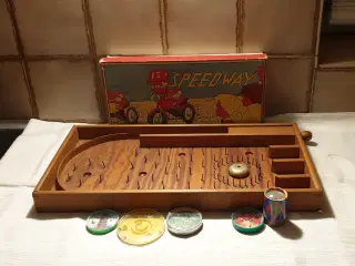 Legetøj gl ialt25kr