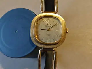 Mora exclusive dameur