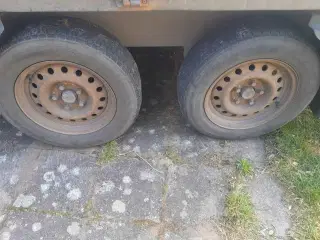 Trailer dæk  185/65x14 må last 650 kg, 5 x 112