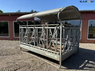 - - - Foderhæk