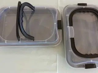 2 bageforme med bærelåg