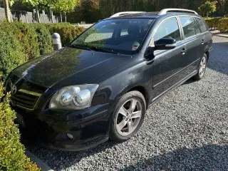 Toyota Avensis 2,0 D-4D Sol stc.