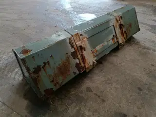 - - - 2,5 meter universal skovl med Euro beslag