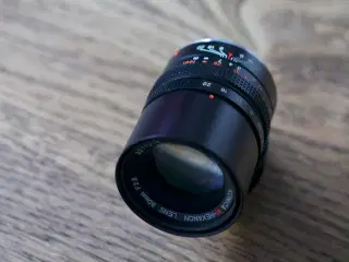 Konica M-Hexanon 90mm f.2.8 for Leica M