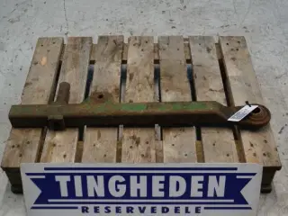 John Deere 2030 R.H. Liftarm AT30150