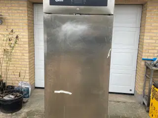 Nyt Frostskab sælges