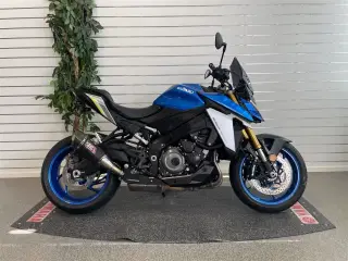 Suzuki GSX-S1000 Yoshimura Edition