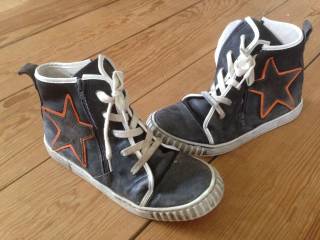 Sneakers str 38 kr 100 inkl fragt