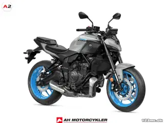 Yamaha MT-07 Y-AMT Ice Storm 35kW