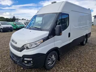 Iveco Daily 3,0 35S18 12m³ Van AG8