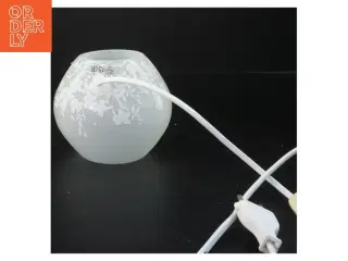 Lille glaslampe med blomstermønster (str. 11x11 cm)