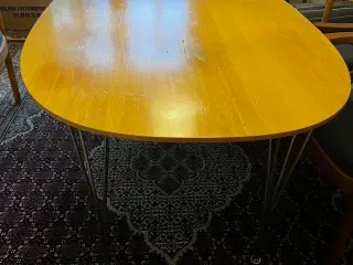 Spisebord