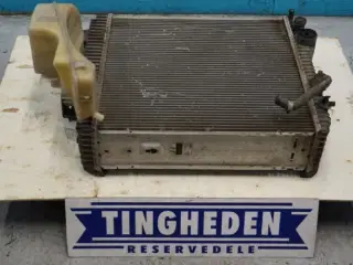 John Deere 6415 Køler AL163357