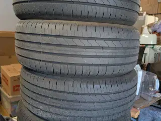 Goodyear 215/55/17