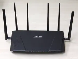 Asus AC3200 trådløs/wireless triband 