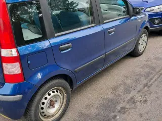fiat  panda 1,2  nedsat nu med glas tag
