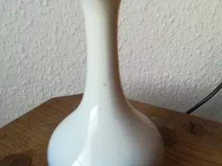 Bing & Grøndahl; vase med liljekonval