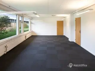 Kontor 50 m2 i kontorfællesskab