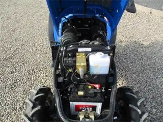 Solis 26 6+2 gearmaskine med servostyring