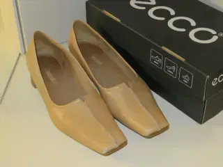 Str. 39, Pumps, Ecco, sandfarvet.