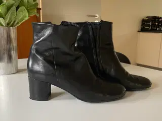 Billi Bi Booties str 41