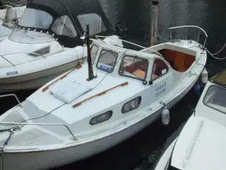 20 fods motorbåd til ferie eller hyggeture