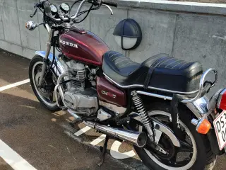 Honda CM400T (lavt kilometertal)