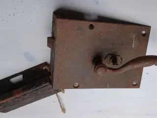 Antik dørlås m greb