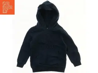 Hættetrøje med tekst fra Name It (str. 104)