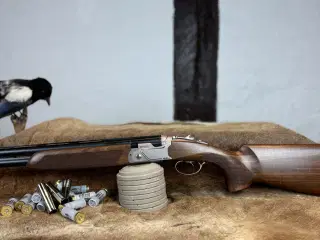 Beretta 694 Links