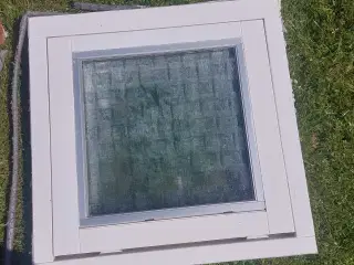 Vinduer 58.8 x 58.8 cm