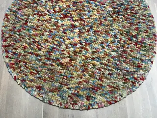 Originalt rundt kugletæppe 140 cm