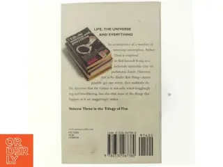 Life, the universe and everything af Douglas Adams (Bog)