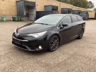 Toyota Avensis 2,0 D-4D T2 Touring Sports