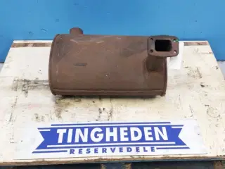 New Holland 8260 Lyddæmper 82010813