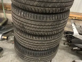 19” alu med næsten nye dæk