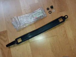 Strop for bagdør Hiace  / Dyna